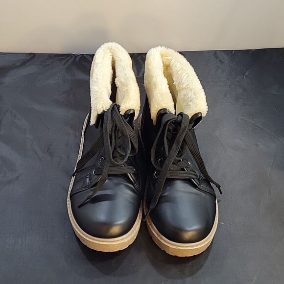 WOMEN"S JUST BE LACED-UP ROUND TOE SLIP-ON BOOT - Picture 4 of 13